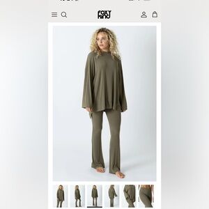 Foxy Kind Olive Women's Flare Pants Set